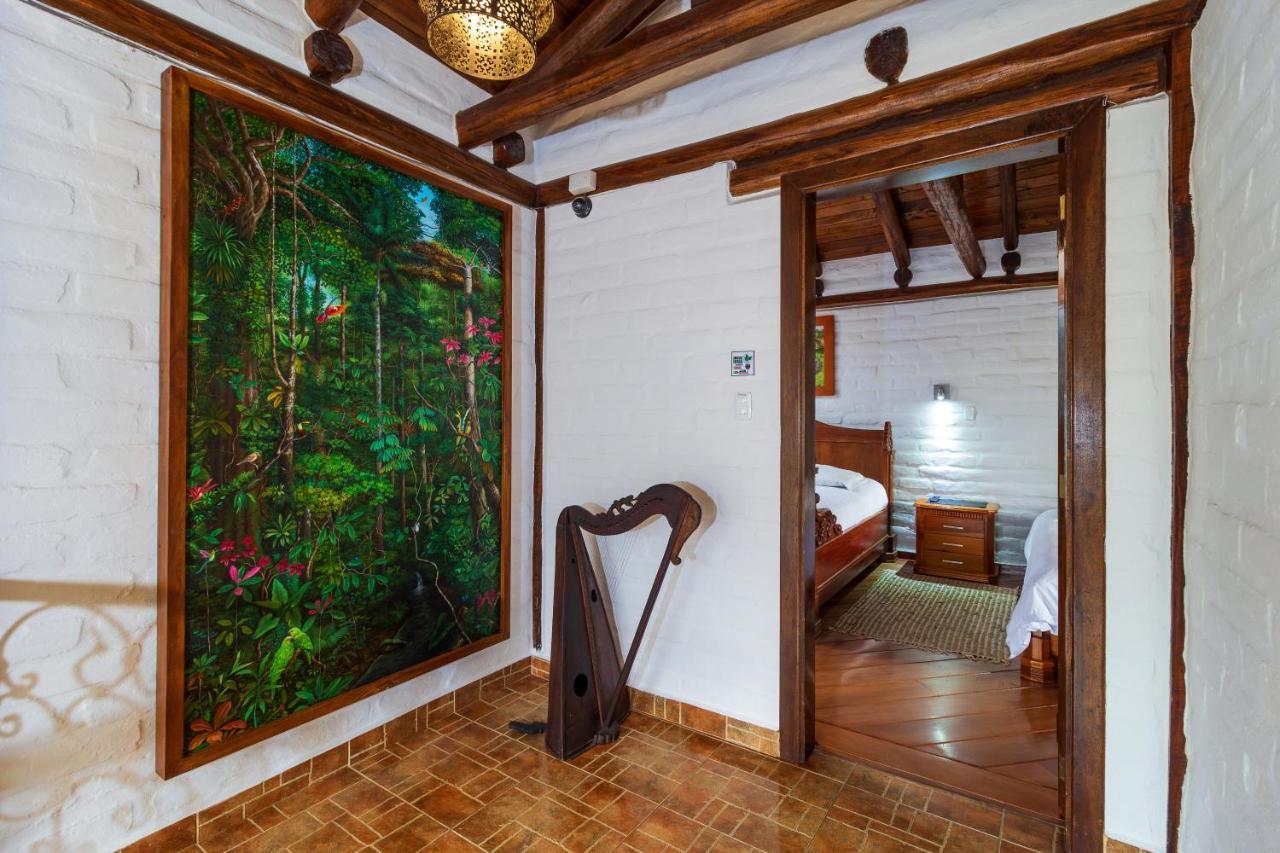 Hotel Ile Banos  Bagian luar foto